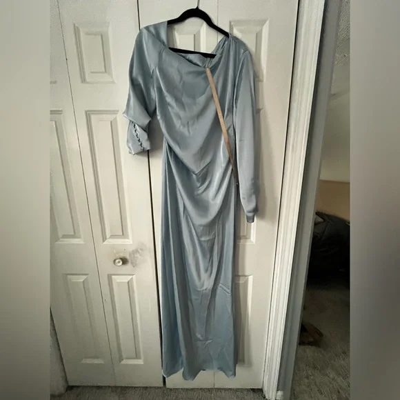 MESHKI- Avery One-Shoulder Maxi Dress - Cornflower Blue - Picture 4 of 9